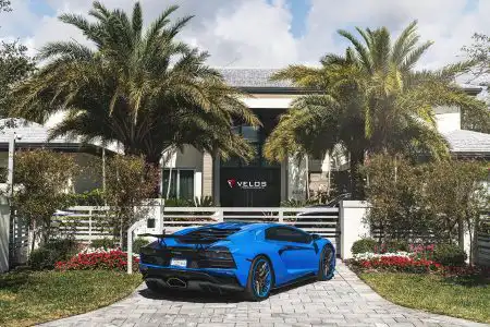 Blu Nila Lamborghini Aventador S on Velos D7 Wheels Wallpaper
