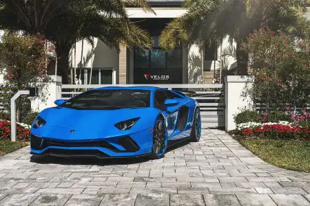 Blu Nila Lamborghini Aventador S on Velos D7 Wheels Wallpaper