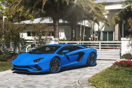 Blu Nila Lamborghini Aventador S on Velos D7 Wheels Wallpaper