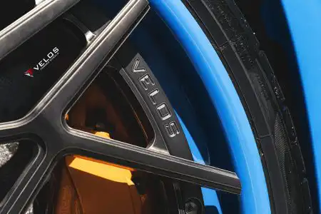 Blu Nila Lamborghini Aventador S on Velos D7 Wheels Wallpaper
