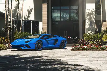 Blu Nila Lamborghini Aventador S on Velos D7 Wheels Wallpaper