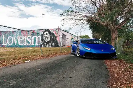 Satin Blue Lamborghini Huracán – ADV.1 Wheels
