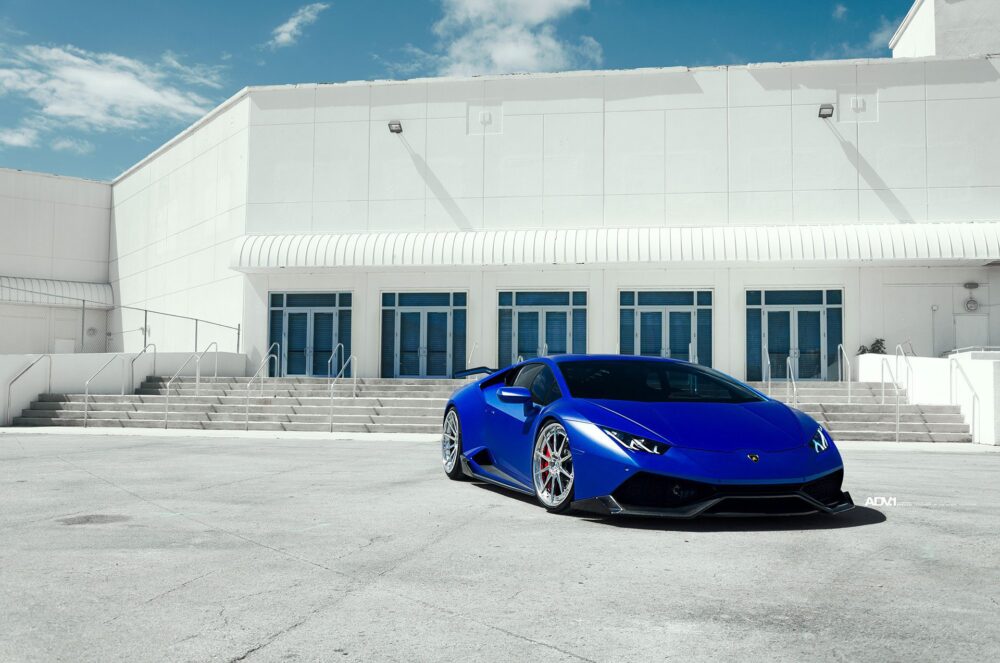 Photoshoot: Satin Blue Lamborghini Huracán Gets ADV.1 Wheels