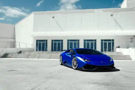 Satin Blue Lamborghini Huracán – ADV.1 Wheels