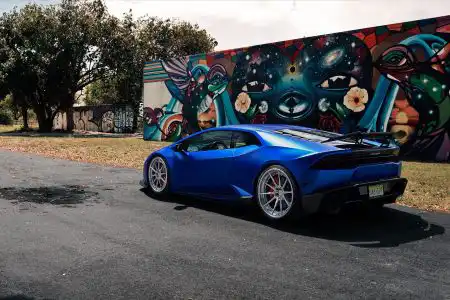 Satin Blue Lamborghini Huracán – ADV.1 Wheels