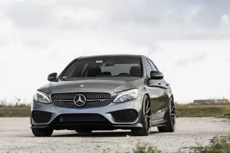 Selenite Grey Metallic Mercedes-Benz C43 AMG On Vossen Wheels
