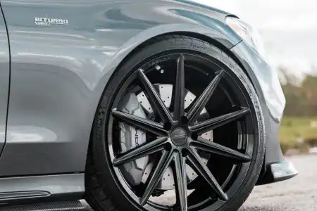 Selenite Grey Metallic Mercedes-Benz C43 AMG On Vossen Wheels