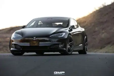 Black Tesla Model S – Vossen HC-1 Wheels