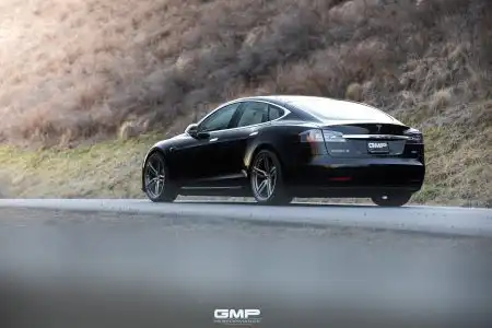 Black Tesla Model S – Vossen HC-1 Wheels
