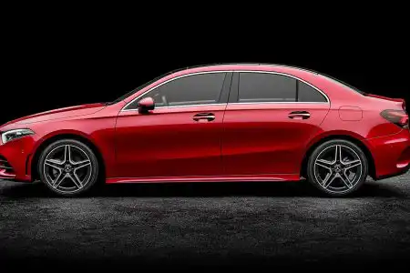 Weltpremiere der A-Klasse L Limousine; Z 177