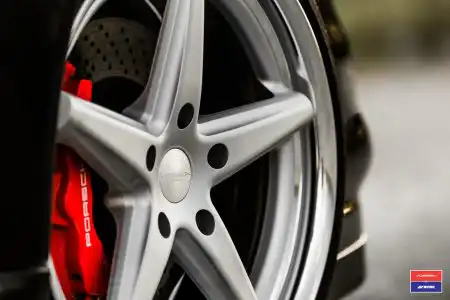 Porsche 911 Turbo – Vossen x Work VWS-3 Wheels