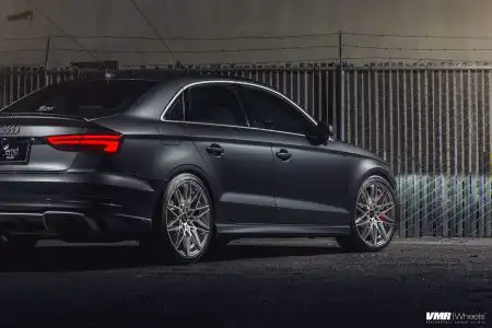 Daytona Gray Pearl Audi RS3 Gets VMR 801 Wheels