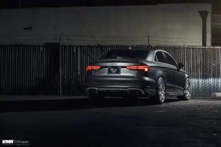 Daytona Gray Pearl Audi RS3 Gets VMR 801 Wheels