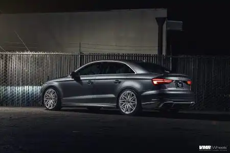 Daytona Gray Pearl Audi RS3 Gets VMR 801 Wheels