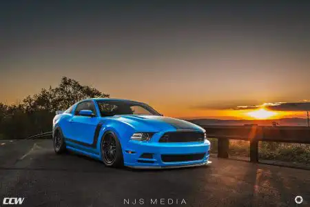 Grabber Blue Ford Mustang Boss 302 – CCW Classic Wheels