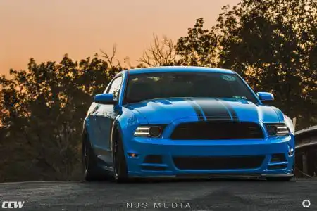 Grabber Blue Ford Mustang Boss 302 – CCW Classic Wheels