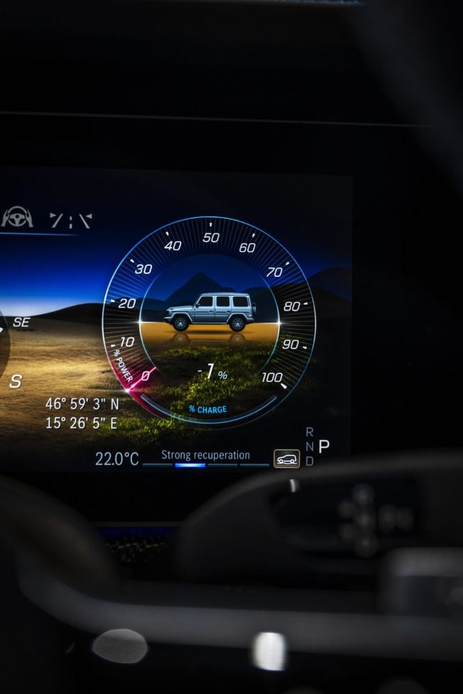 Mercedes-Benz G580 digital cluster
