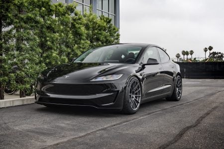 Black Tesla Model 3 Performance Silver grey 19 inch UP-03 wheels aggressive track stance lowered 1920px Image (3)