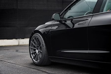 Black Tesla Model 3 Performance Silver grey 19 inch UP-03 wheels aggressive track stance lowered 1920px Image (4)