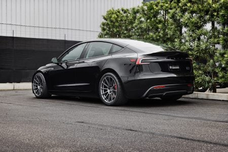 Black Tesla Model 3 Performance Silver grey 19 inch UP-03 wheels aggressive track stance lowered 1920px Image (5)