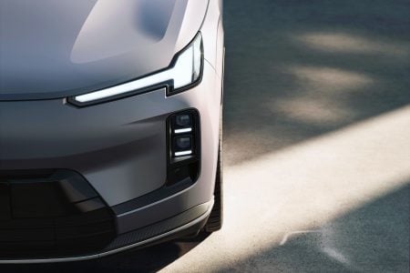 Volvo Cars reveals the new XC70 – a plug-in hybrid for every j