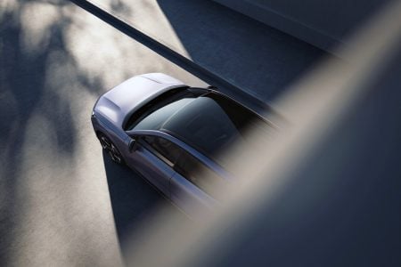 Volvo Cars reveals the new XC70 – a plug-in hybrid for every j