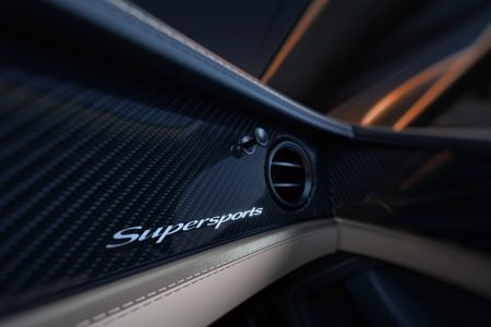 15 – New Supersports, interior badge