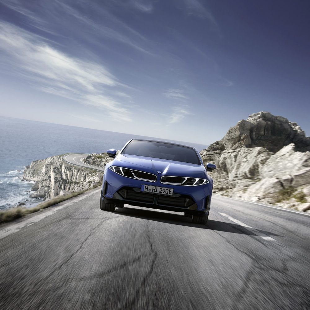 BMW i3 2026: The Electric 3 Series Finally Makes Sense 12 BMW i3 50 xDrive 2