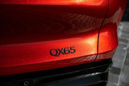 Infiniti QX65 Special Launch Color With Gold Image 4