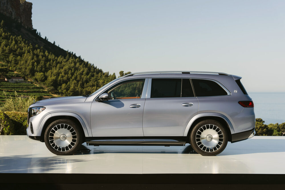 2027 Mercedes Maybach GLS 680 Image 27